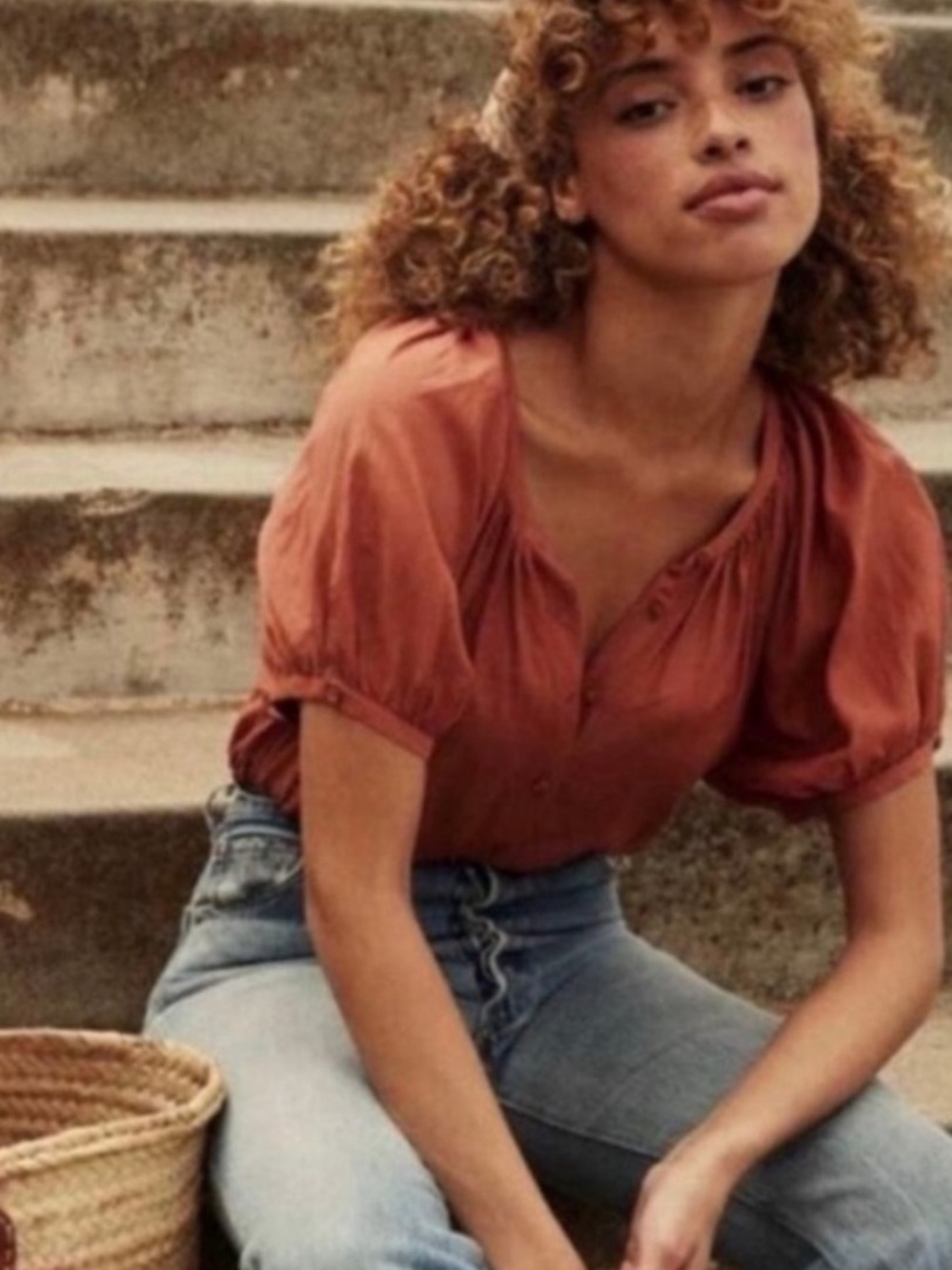Doen Terracotta Button-Front Puff Sleeve Blouse